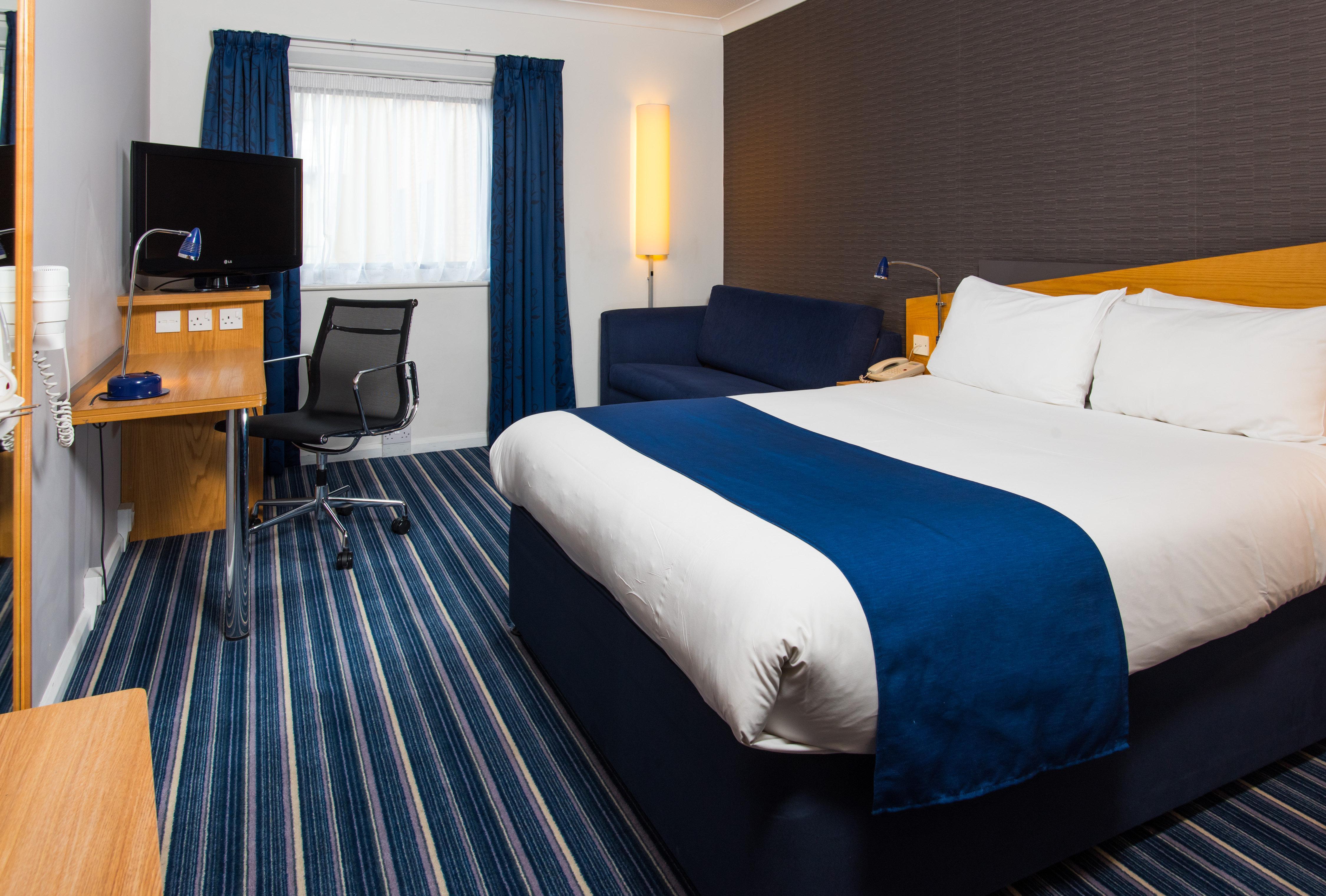 Holiday Inn Express Northampton - South By Ihg מראה חיצוני תמונה