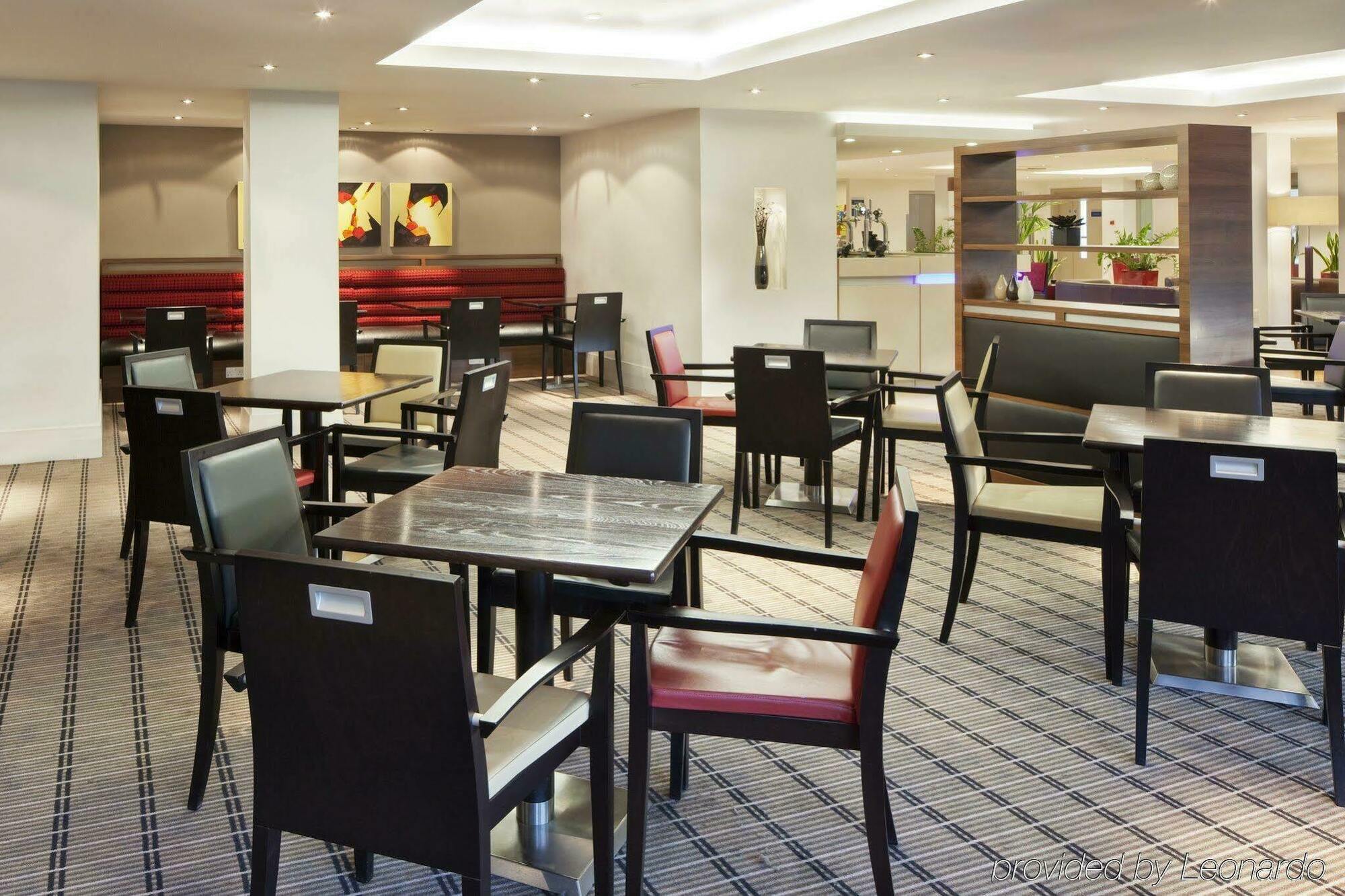 Holiday Inn Express Northampton - South By Ihg מראה חיצוני תמונה
