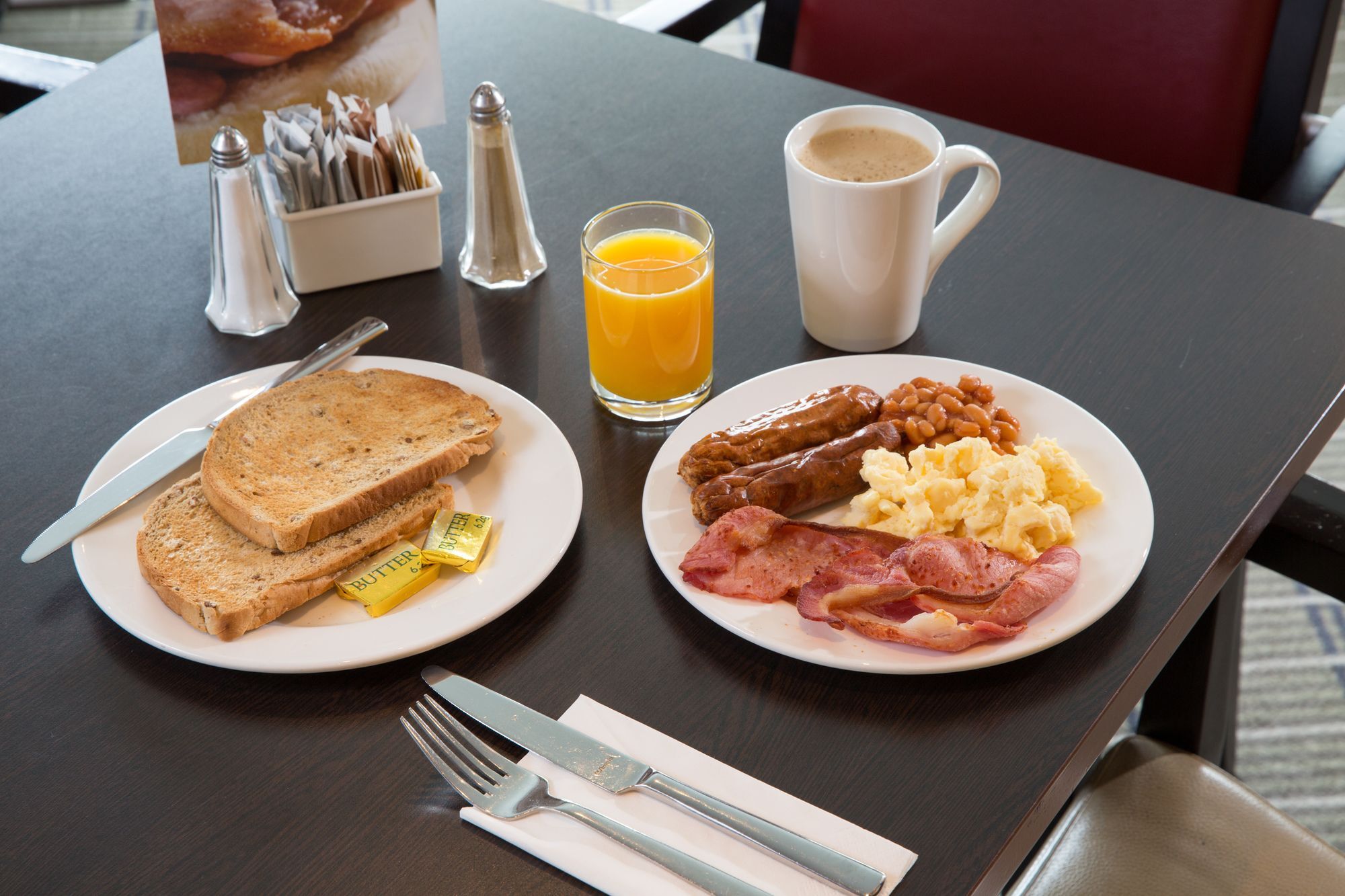 Holiday Inn Express Northampton - South By Ihg מראה חיצוני תמונה